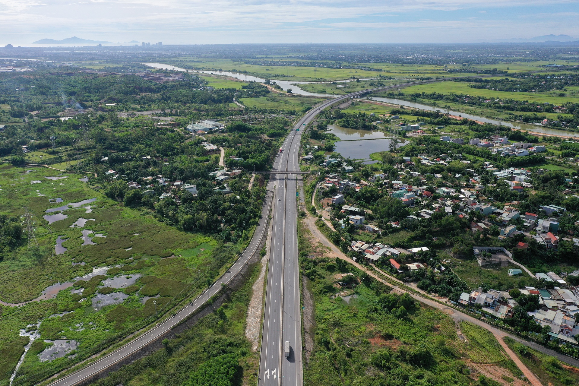 Cao toc qua Da Nang anh 3