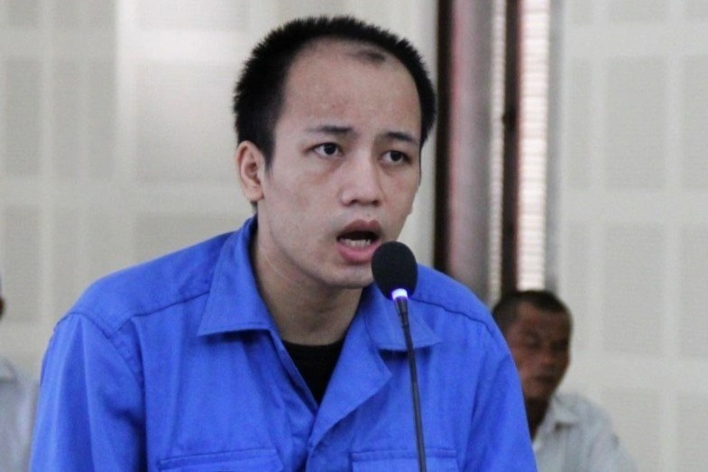 Linh an chung than vi sat hai ban gai hinh anh