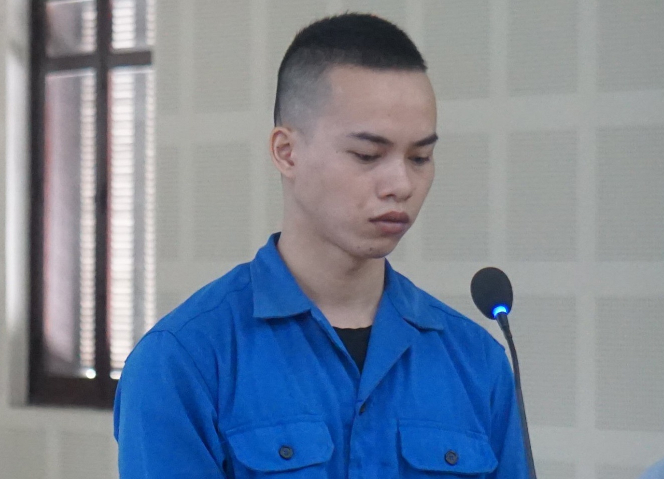 Linh an vi thue oto mang di cam co, chiem doat gan 3 ty dong hinh anh