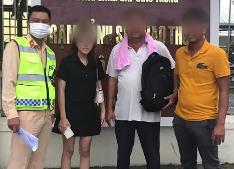Tim thay nu sinh mien Tay 14 tuoi bo nha ra Da Nang hinh anh