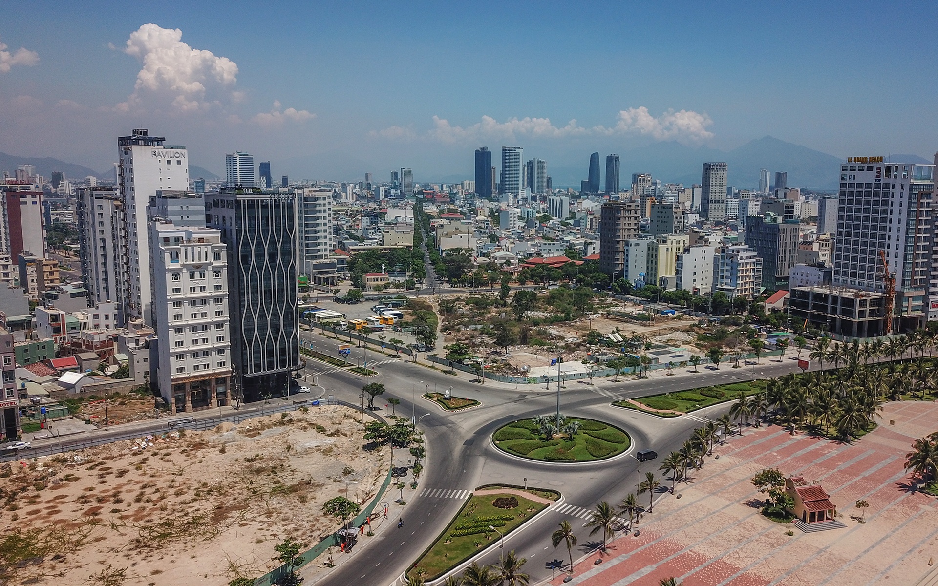 Da Nang ra 'toi hau thu' voi cac chu dau tu om dat vang roi bo hoang hinh anh