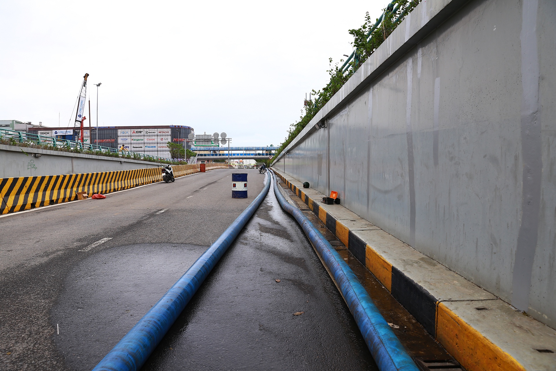 Ham chui ngap nuoc anh 5