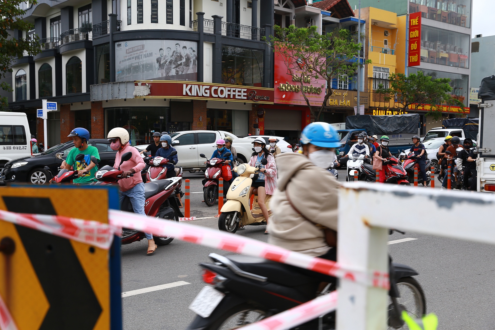 Ham chui ngap nuoc anh 8