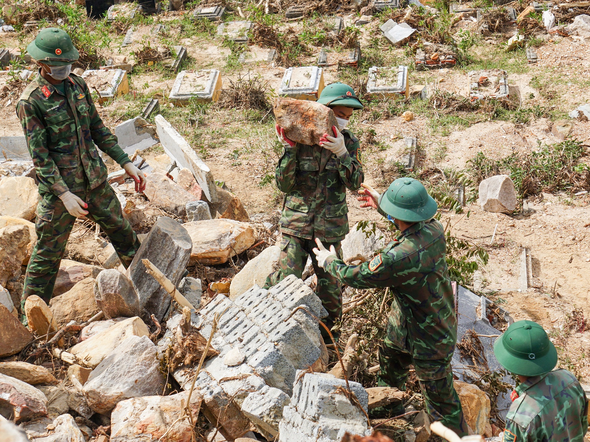 Ngoi mo bi vui lap anh 9