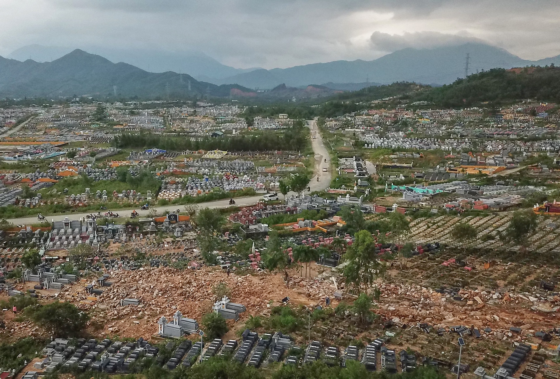 Ngoi mo bi vui lap anh 1