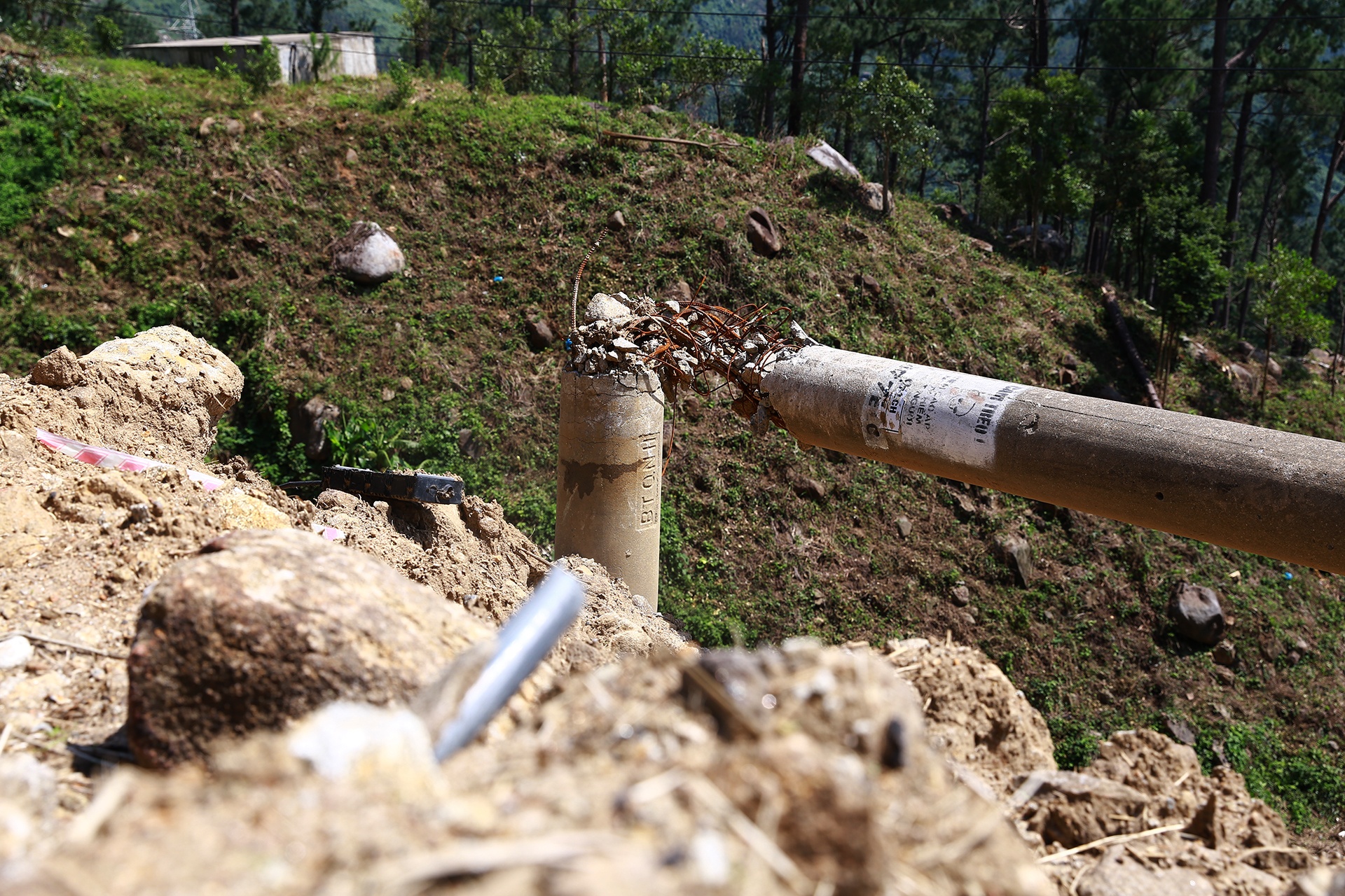 Deo Hai Van sat lo anh 15