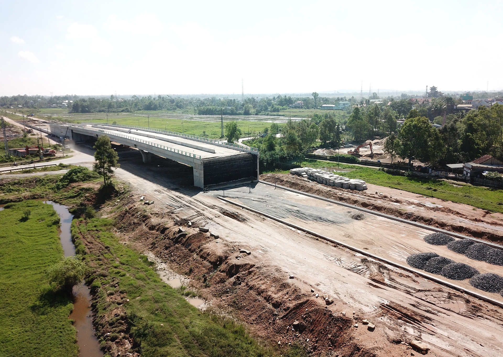 Du an nghin ty o Da Nang 3 lan xin gia han van nguy co cham tien do hinh anh