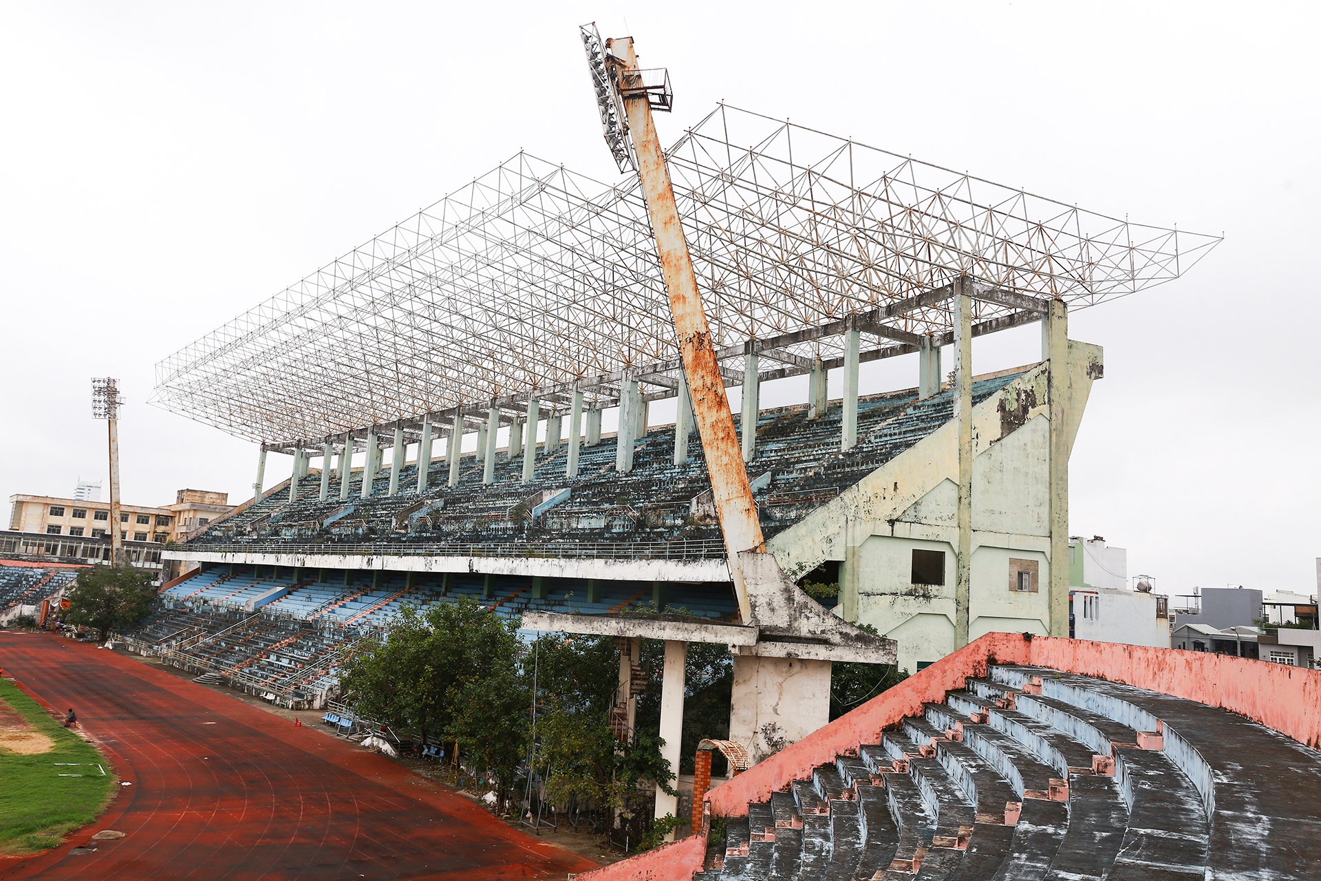 San van dong Chi Lang lien quan vu an Pham Cong Danh gio ra sao? hinh anh