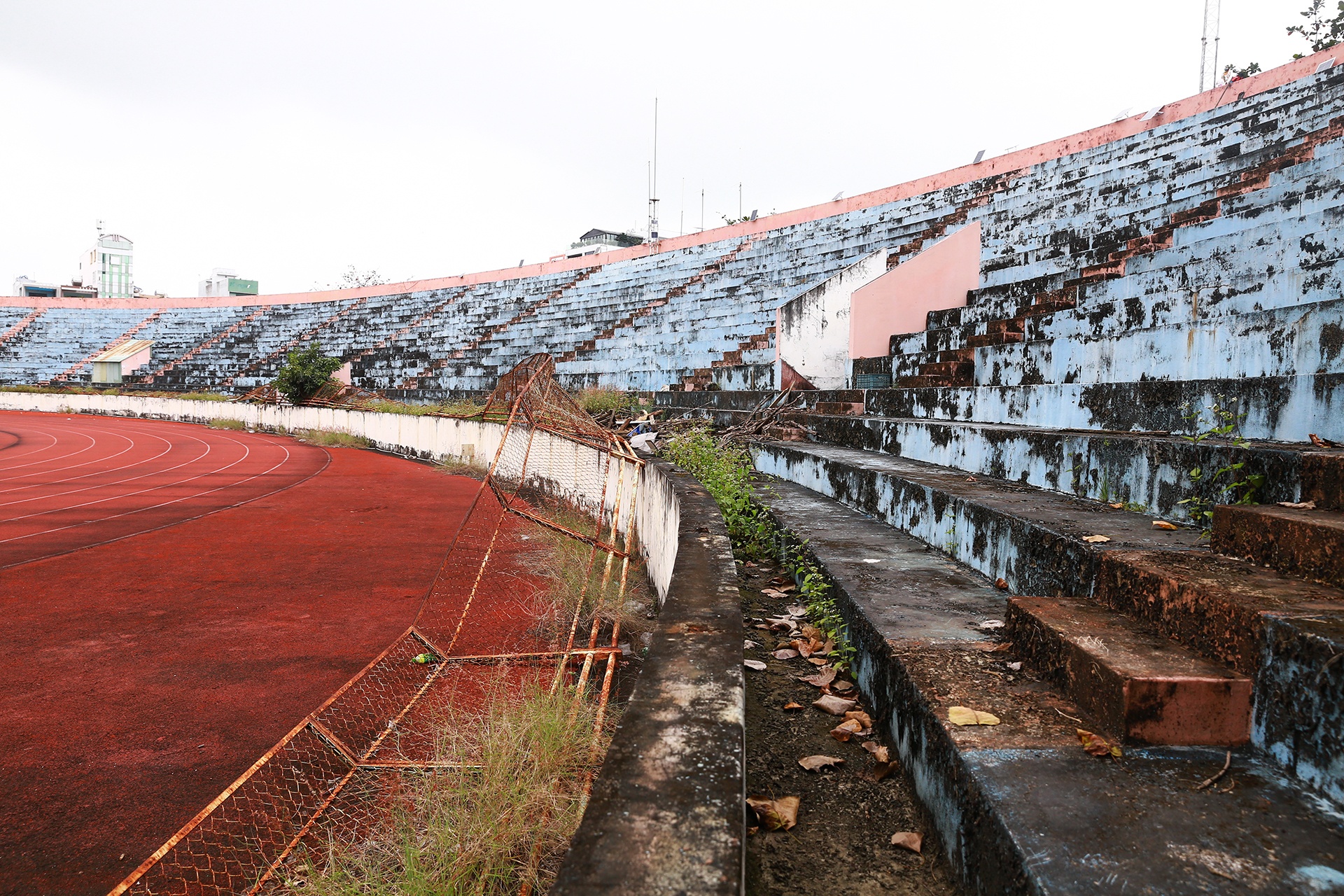 San van dong Chi Lang anh 6