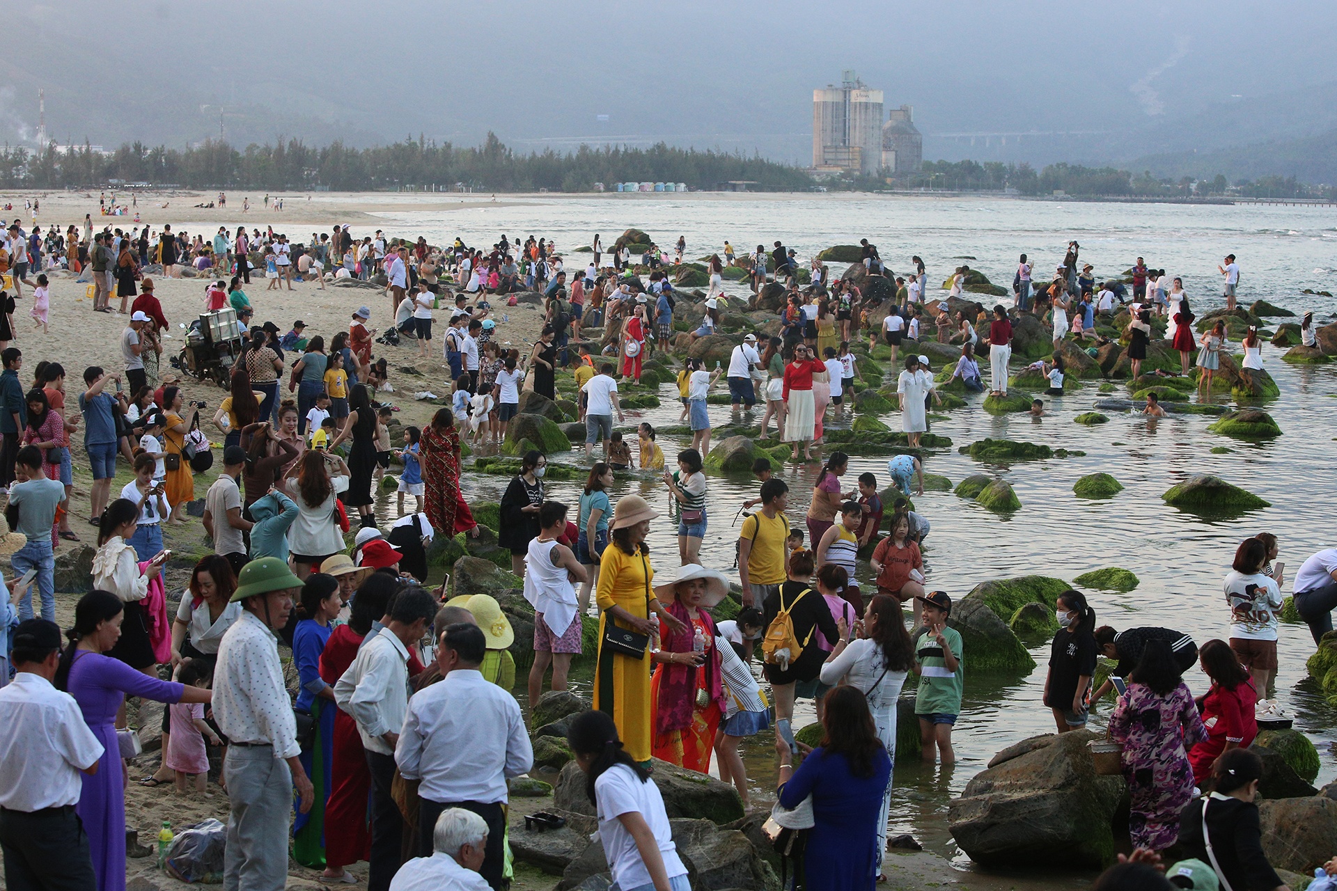 Bien Nam O Da Nang anh 5