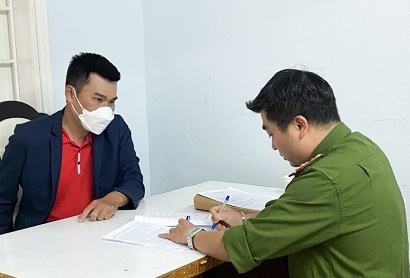 Chiem doat 16 ty dong bang chieu lua ban nha gia re hinh anh