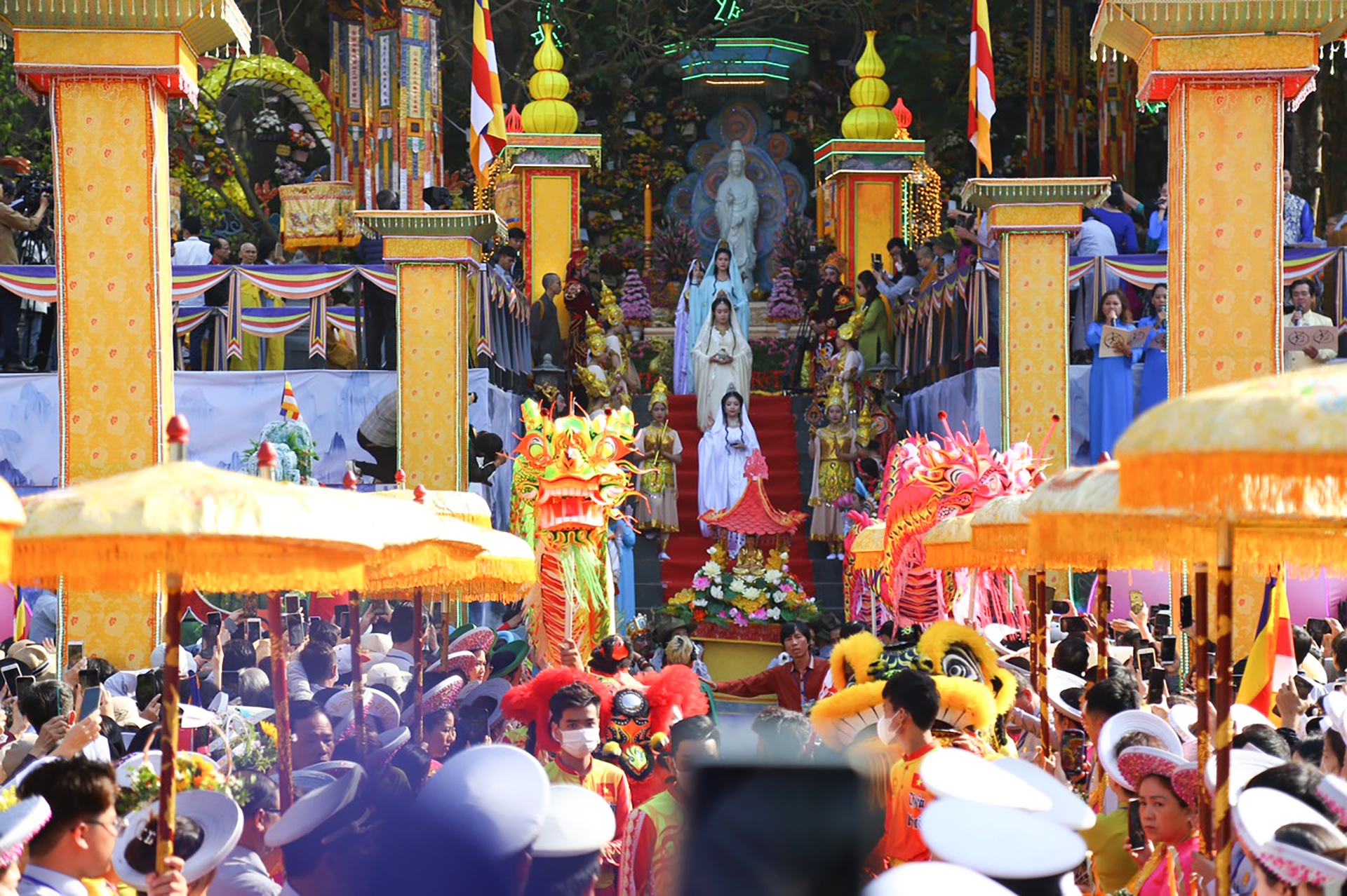 Le hoi quan the am anh 1