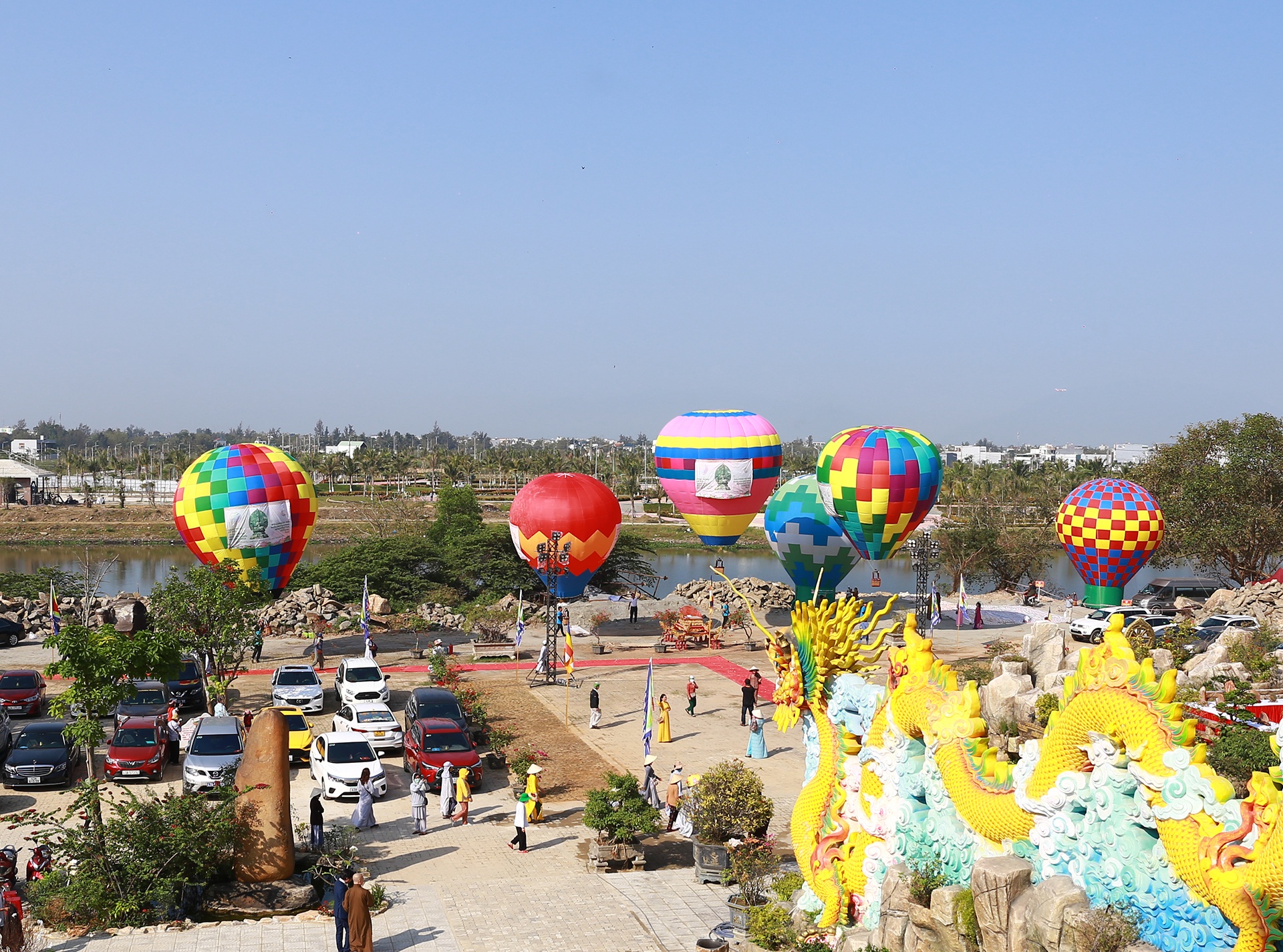 Le hoi quan the am anh 8