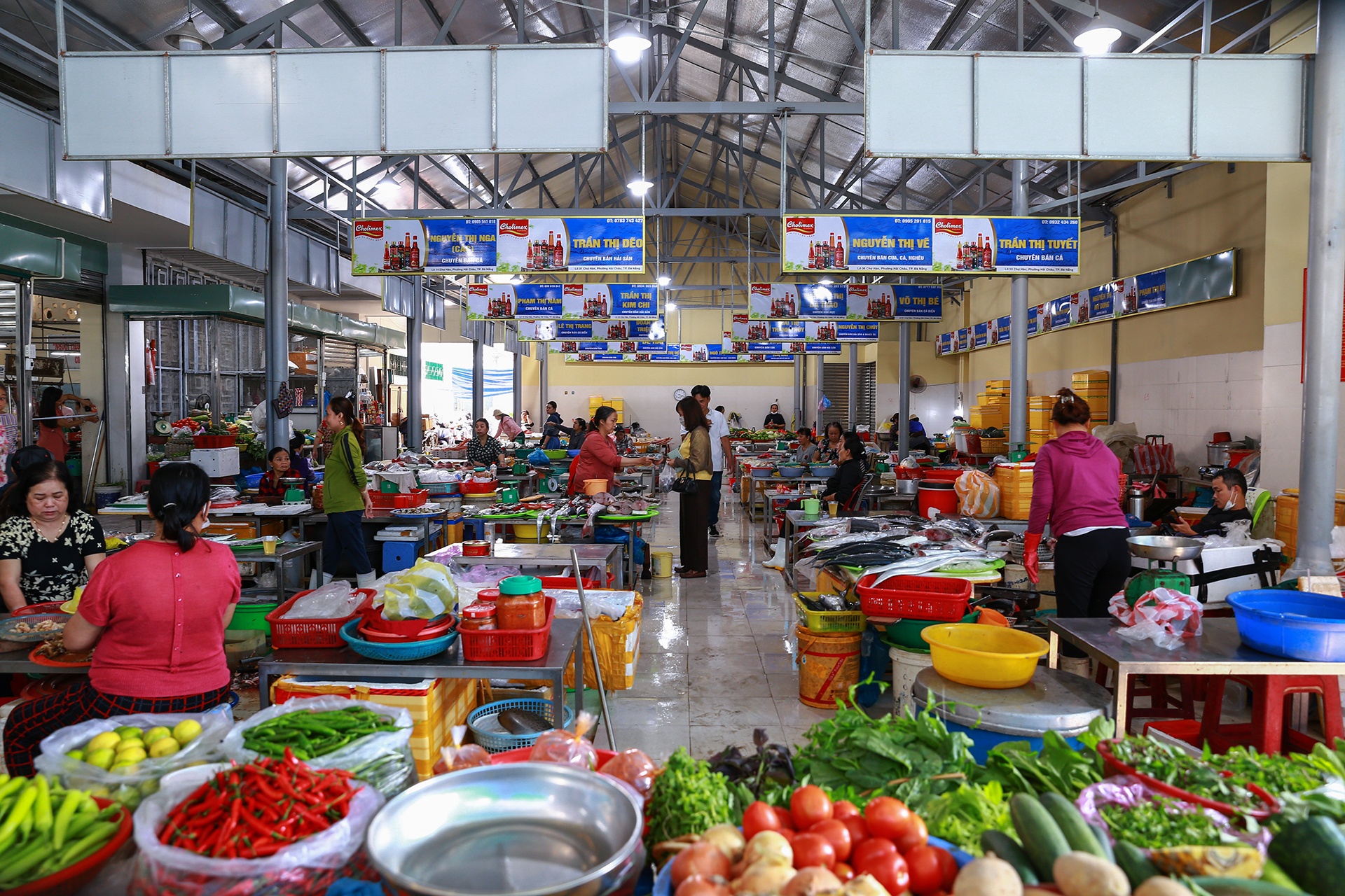 Cho Han o Da Nang anh 8