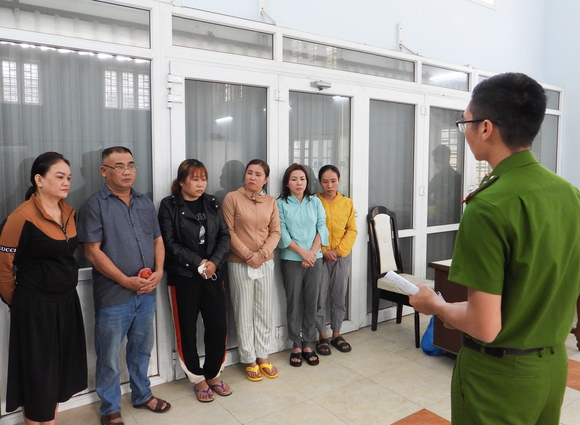 Triet pha duong day danh bac lien tinh 60 ty dong o Da Nang hinh anh