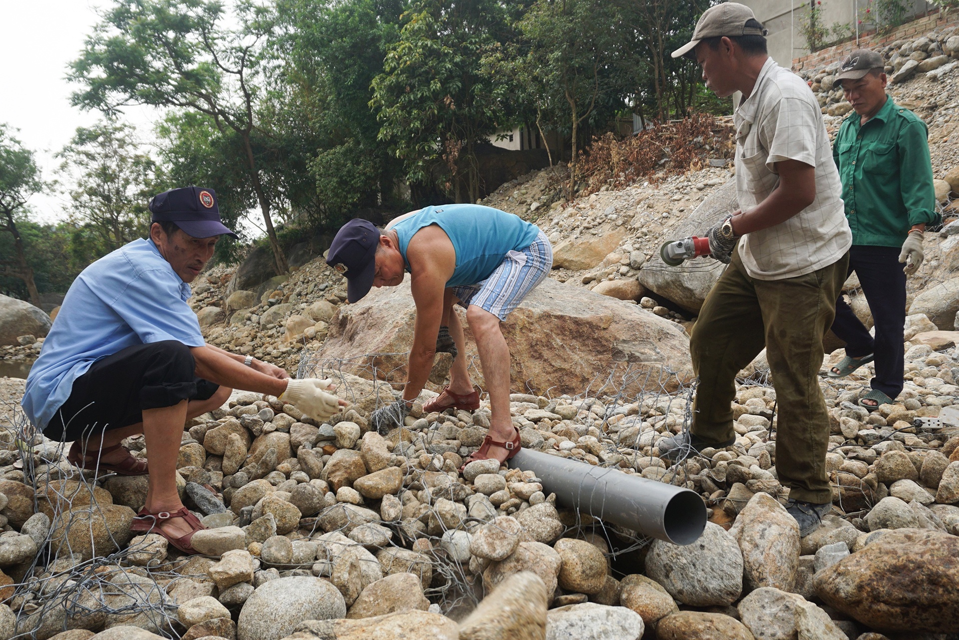 Cong trinh trai phep anh 6