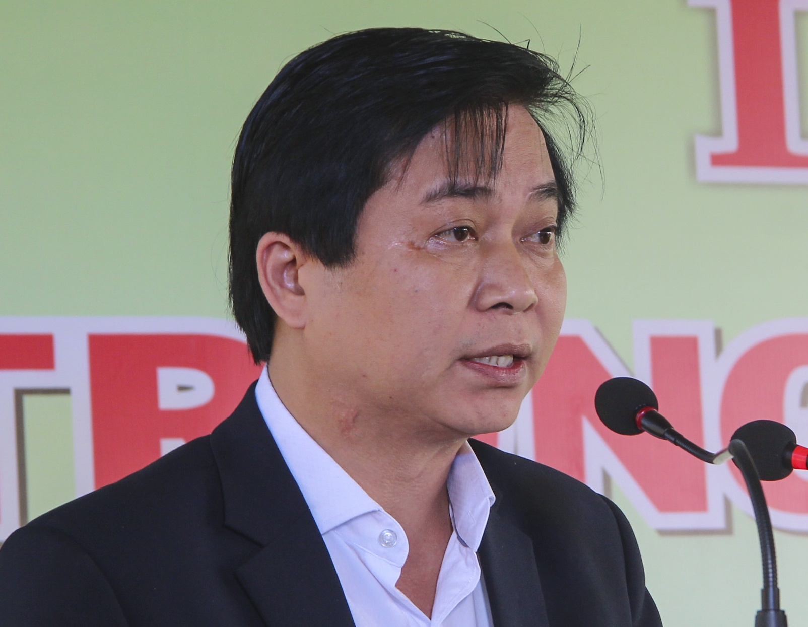 Chu tich quan Cam Le cung dong pham bi cao buoc nhan hoi lo 3 ty dong hinh anh