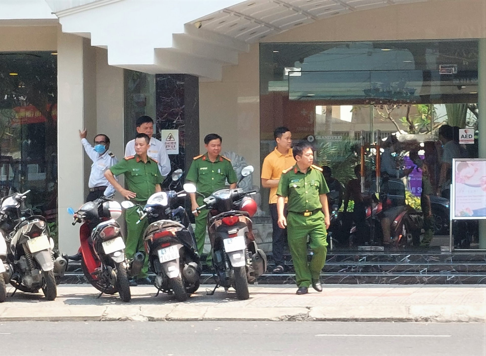 Phong toa hien truong vu cuop ngan hang Vietinbank hinh anh