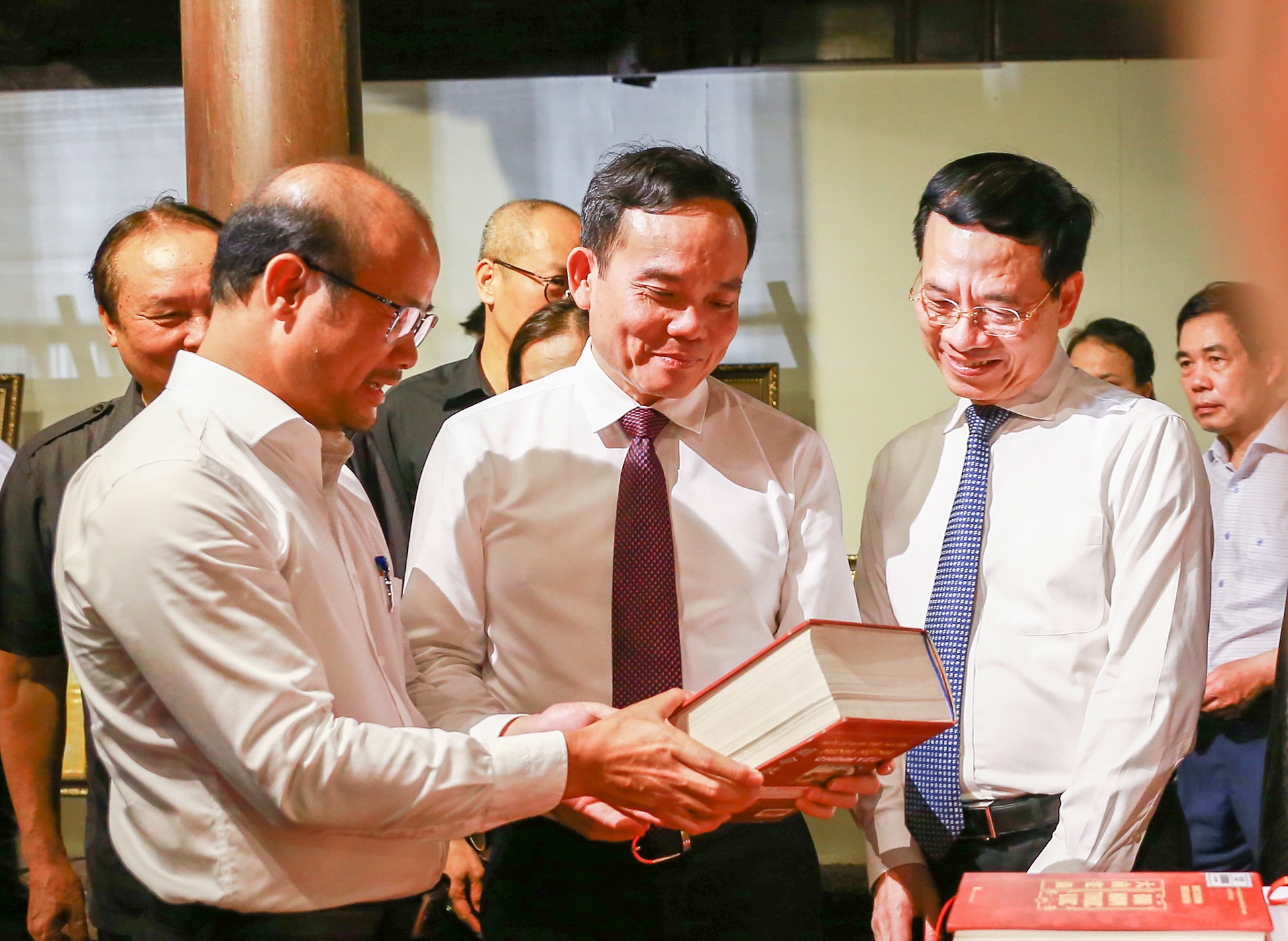 Van hoa doc tai Hue anh 6