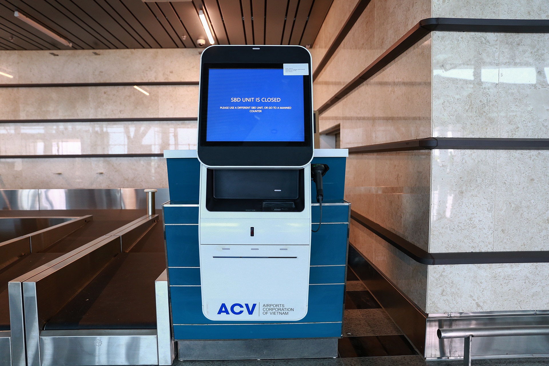 San bay Phu Bai anh 11