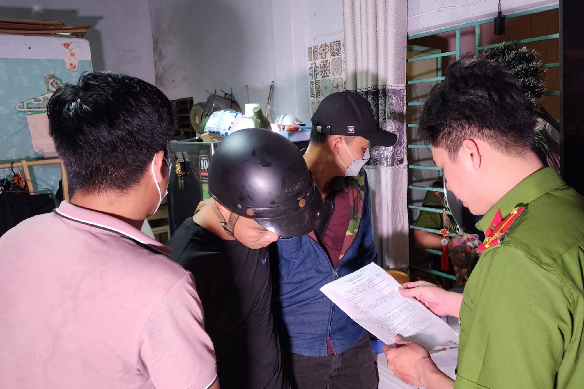 Vu cuop ngan hang Vietinbank: 36 gio tron chay cua nghi pham hinh anh