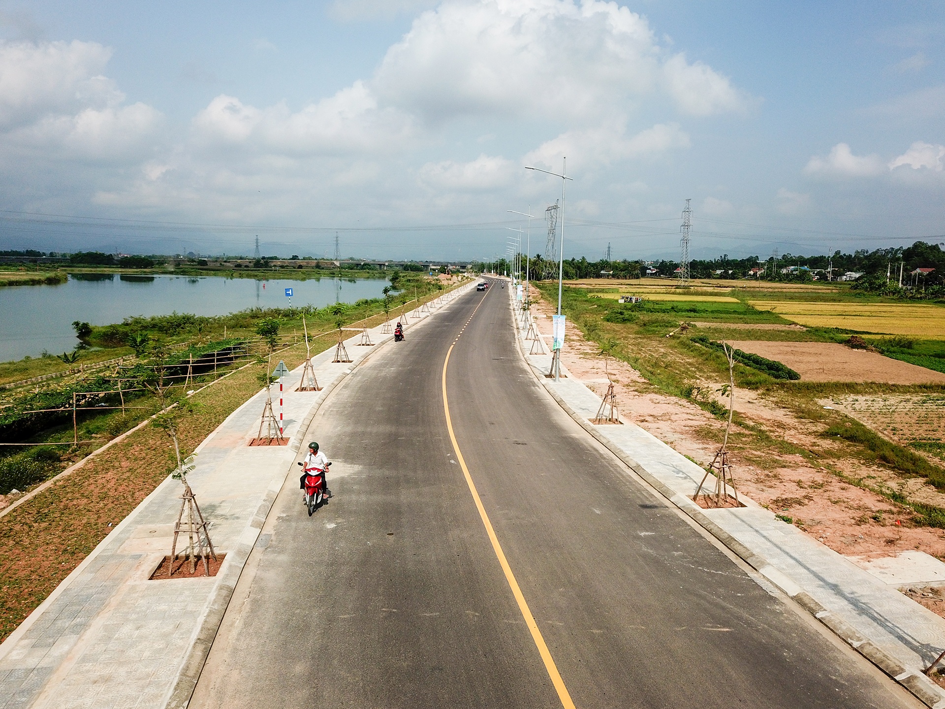 Duong ven song Da Nang anh 6