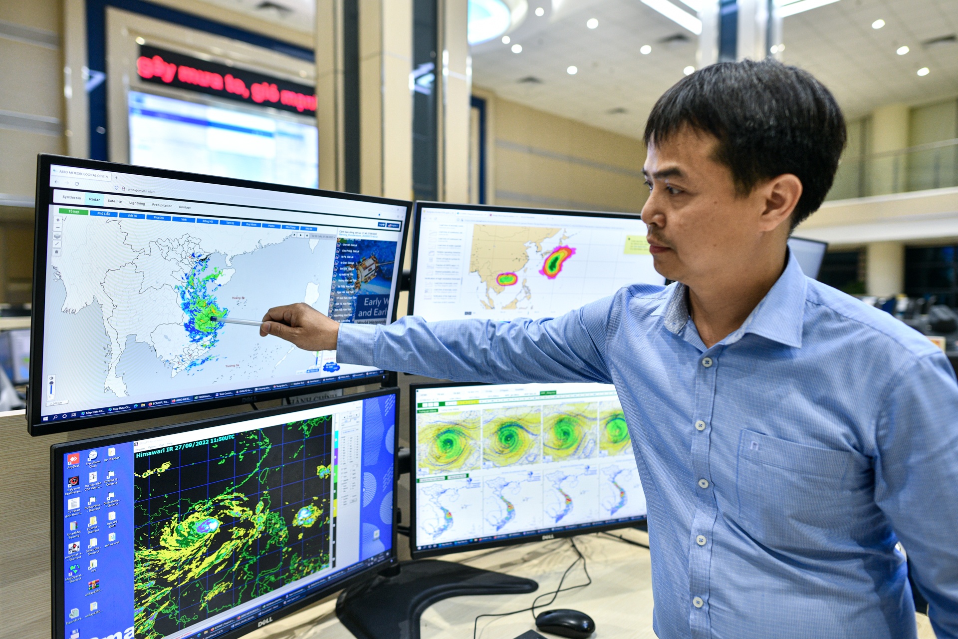 Suot dem theo doi, cap nhat thong so bao Noru tu trung tam khi tuong hinh anh