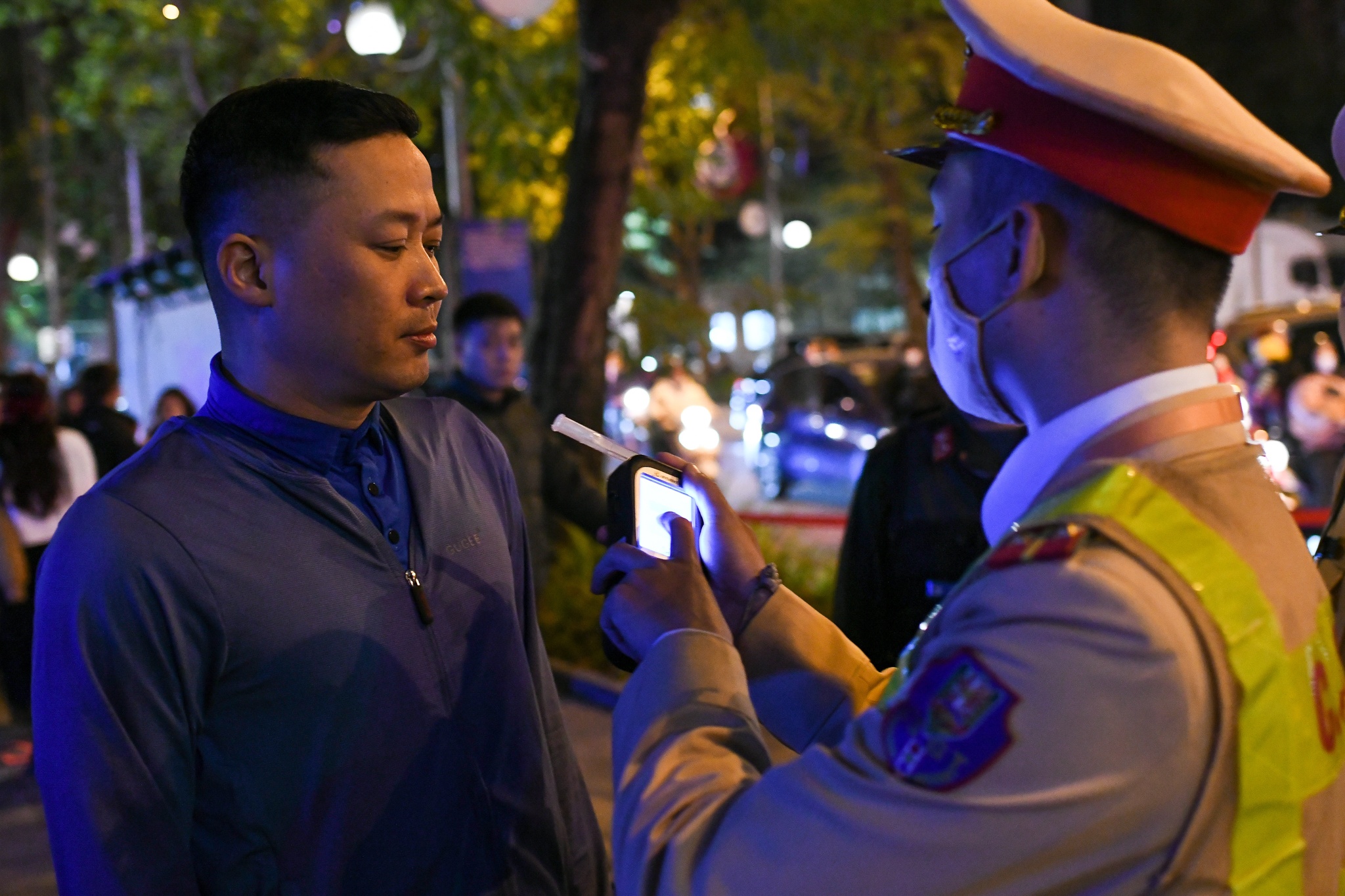 vi pham nong do con anh 2