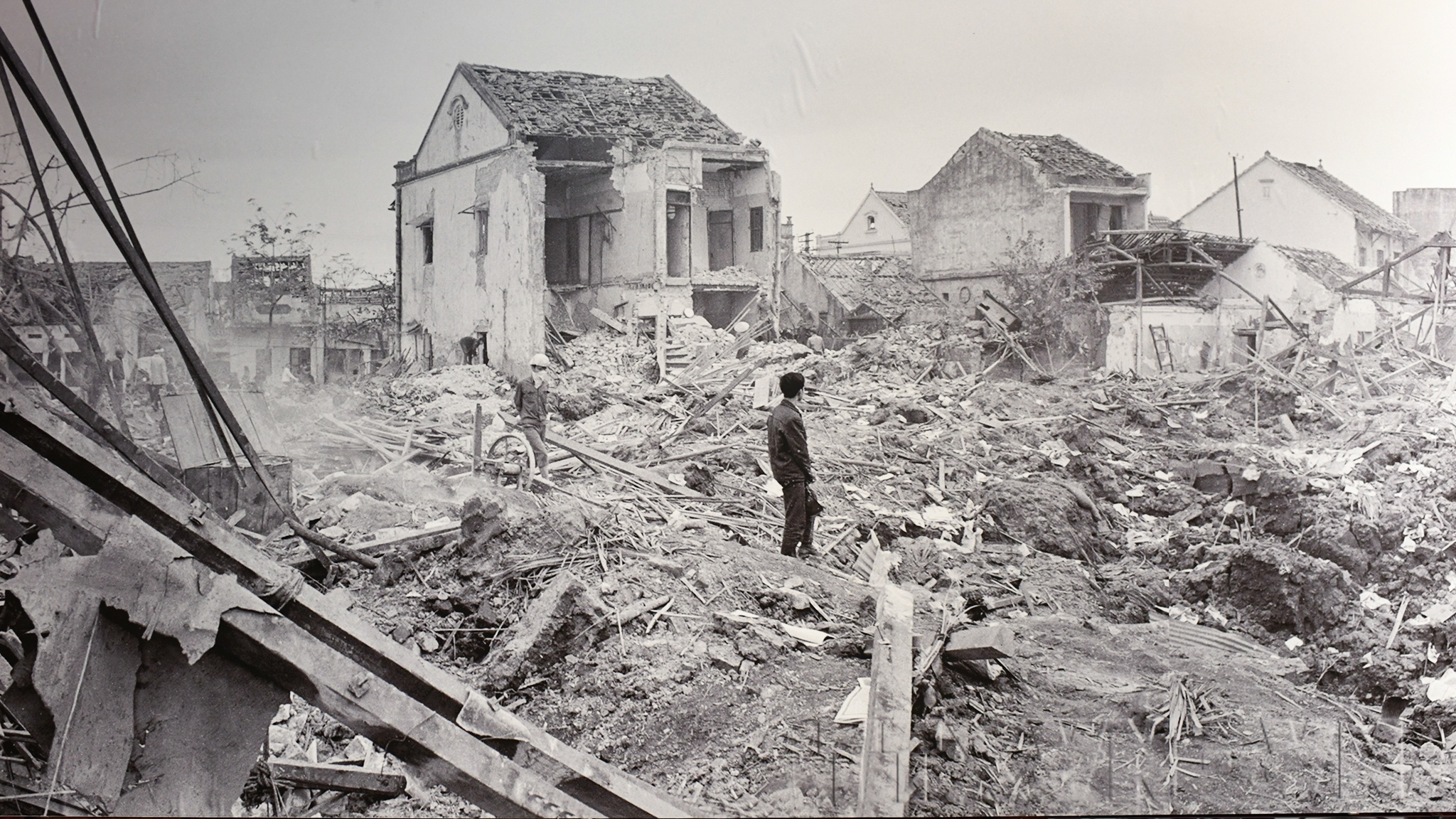 Dien Bien Phu tren khong anh 9