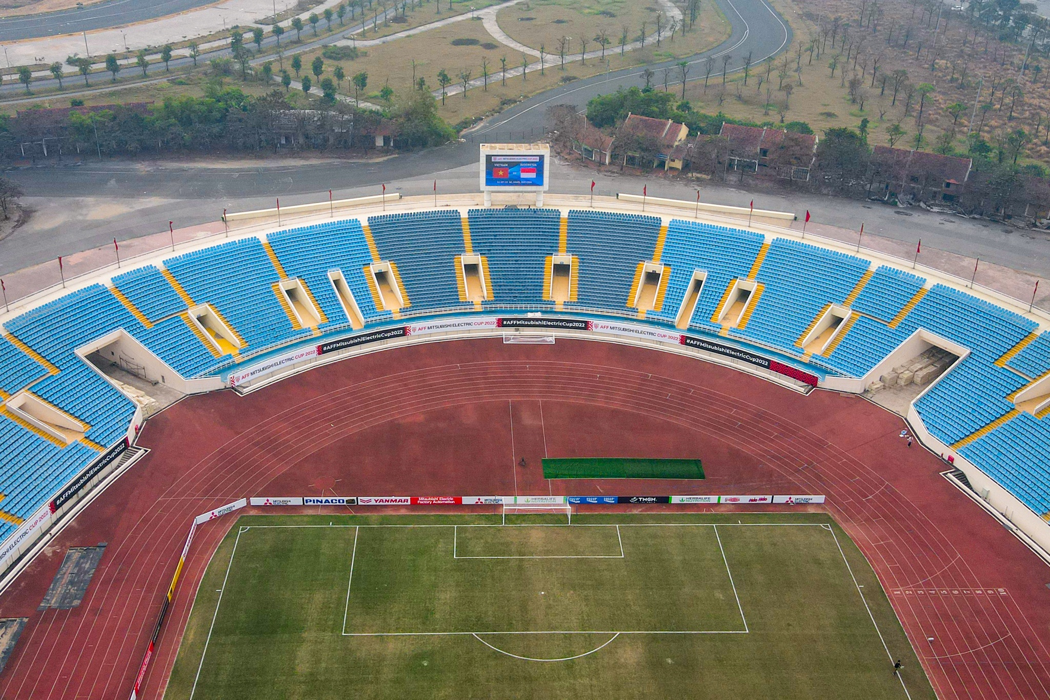 Hien trang san My Dinh anh 8