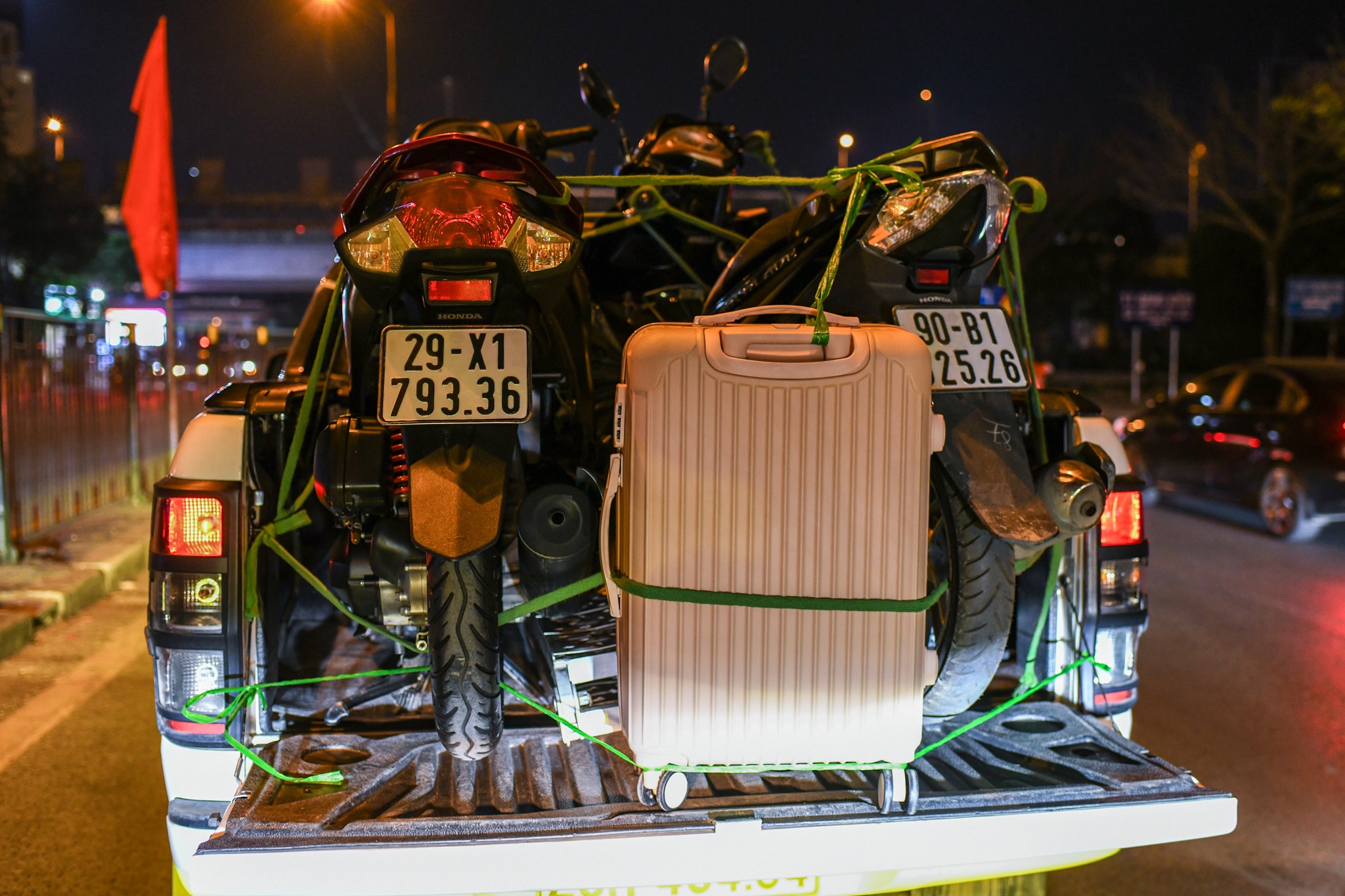 Ngay lam viec cuoi anh 4