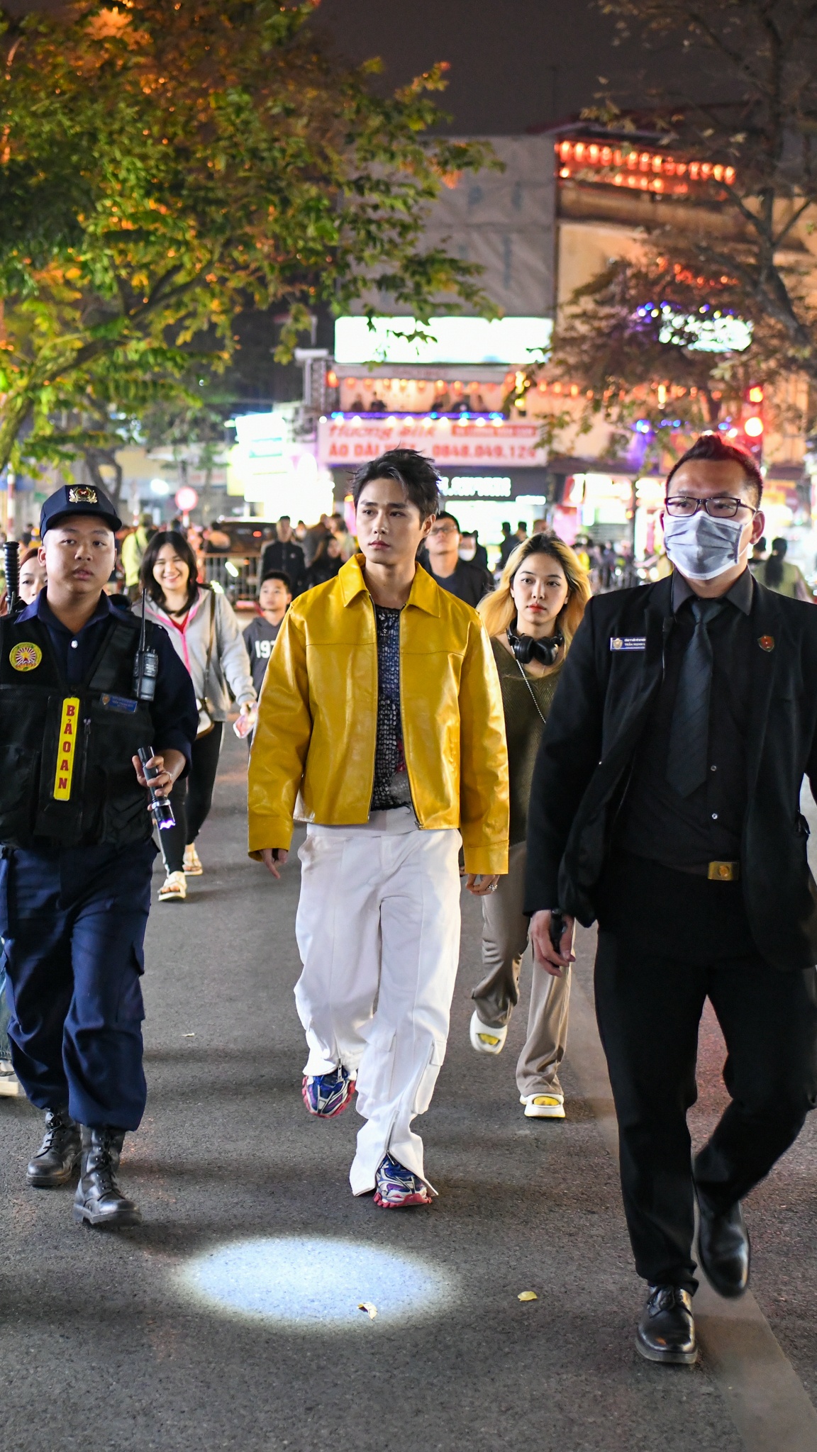 Tang Duy Tan bieu dien anh 26