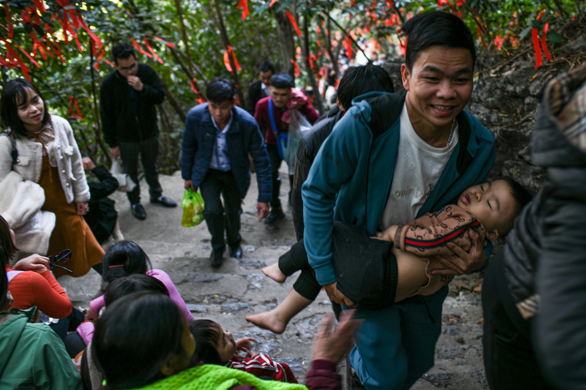 xep hang tai Tam Chuc anh 10