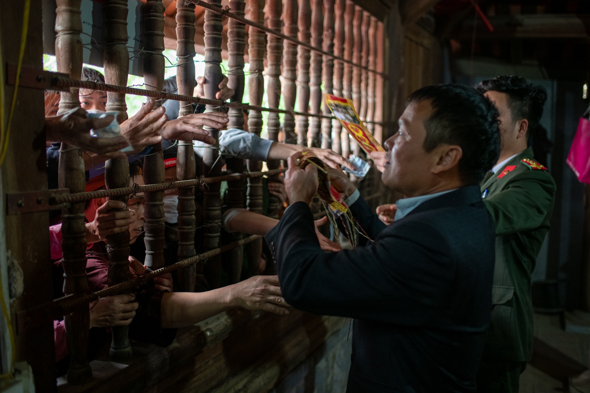 cướp chiếu lễ Đúc Bụt ảnh 15 cuop chieu le Duc But anh 15