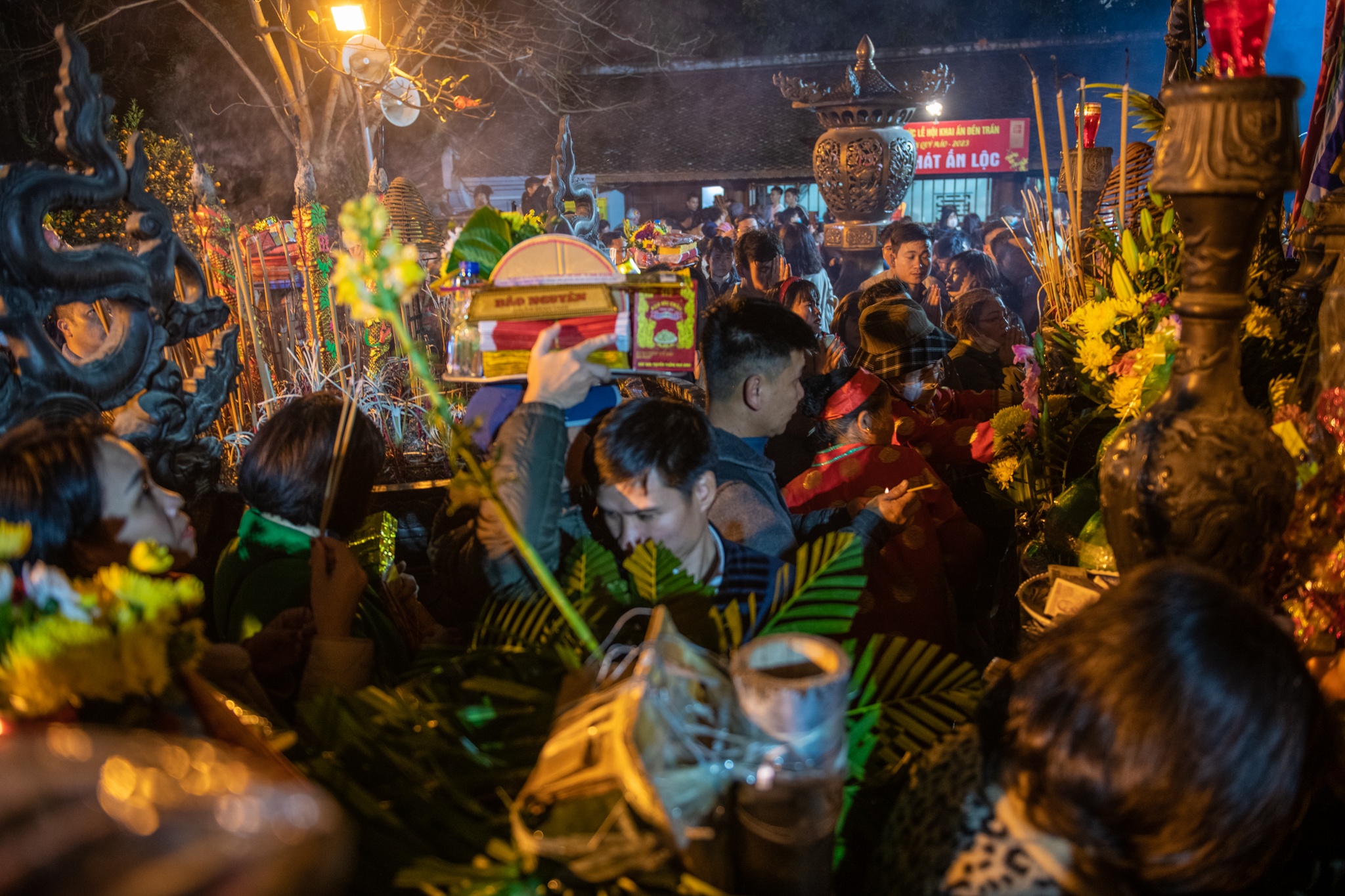 khai an den Tran anh 6