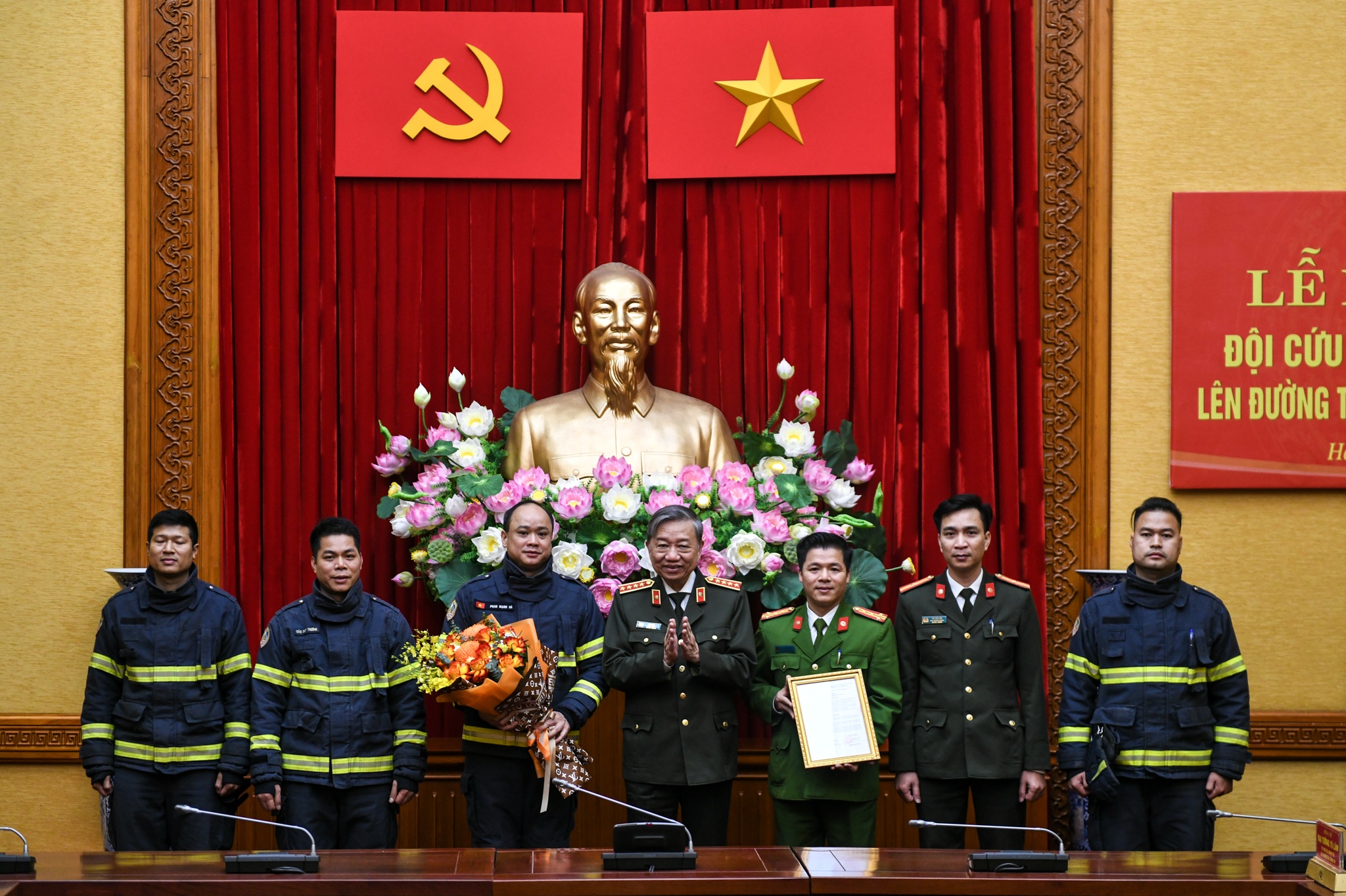 cứu nạn Thổ Nhĩ Kỳ ảnh 3 cuu nan Tho Nhi Ky anh 3