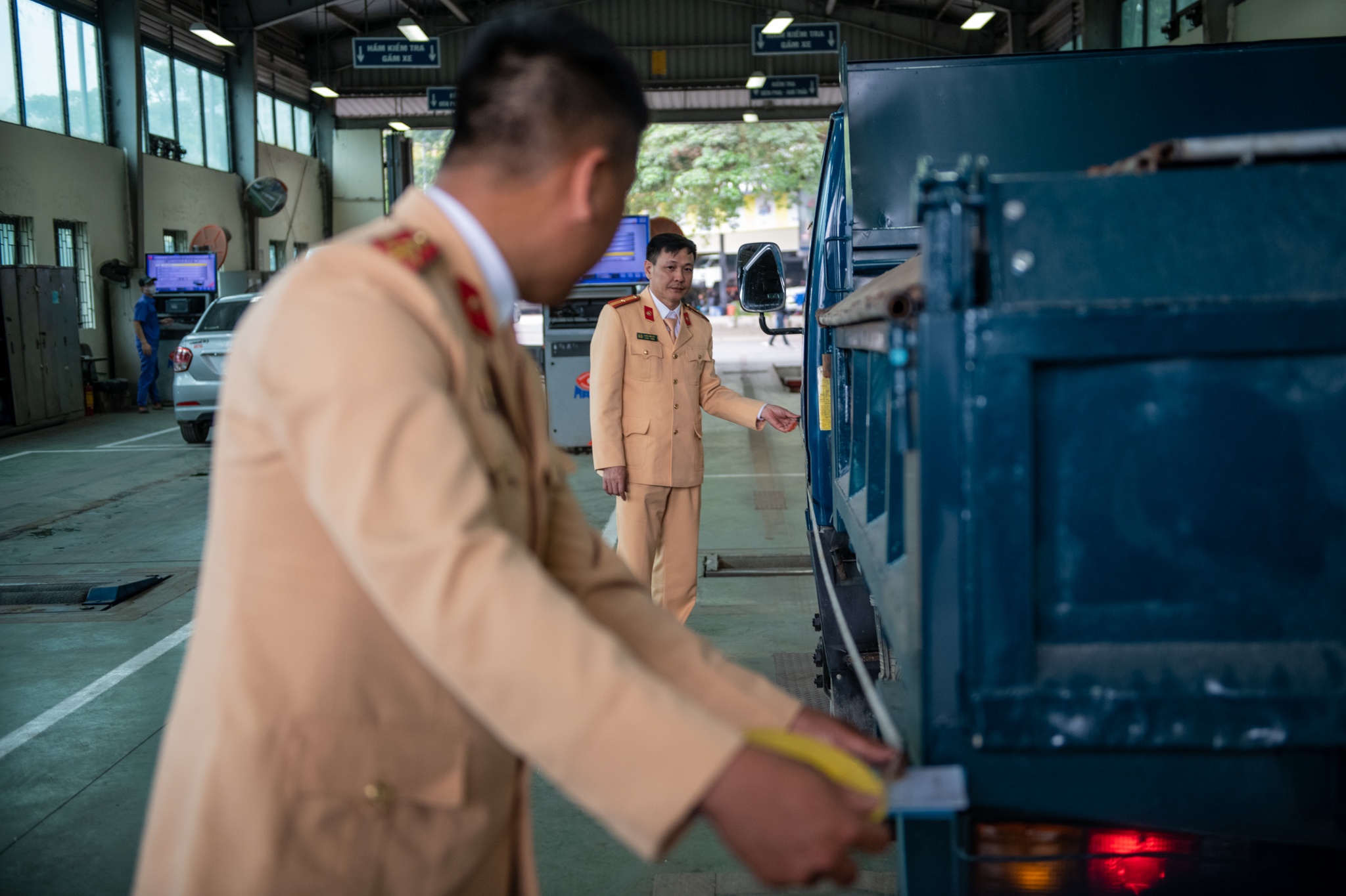 CSGT ho tro dang kiem anh 6