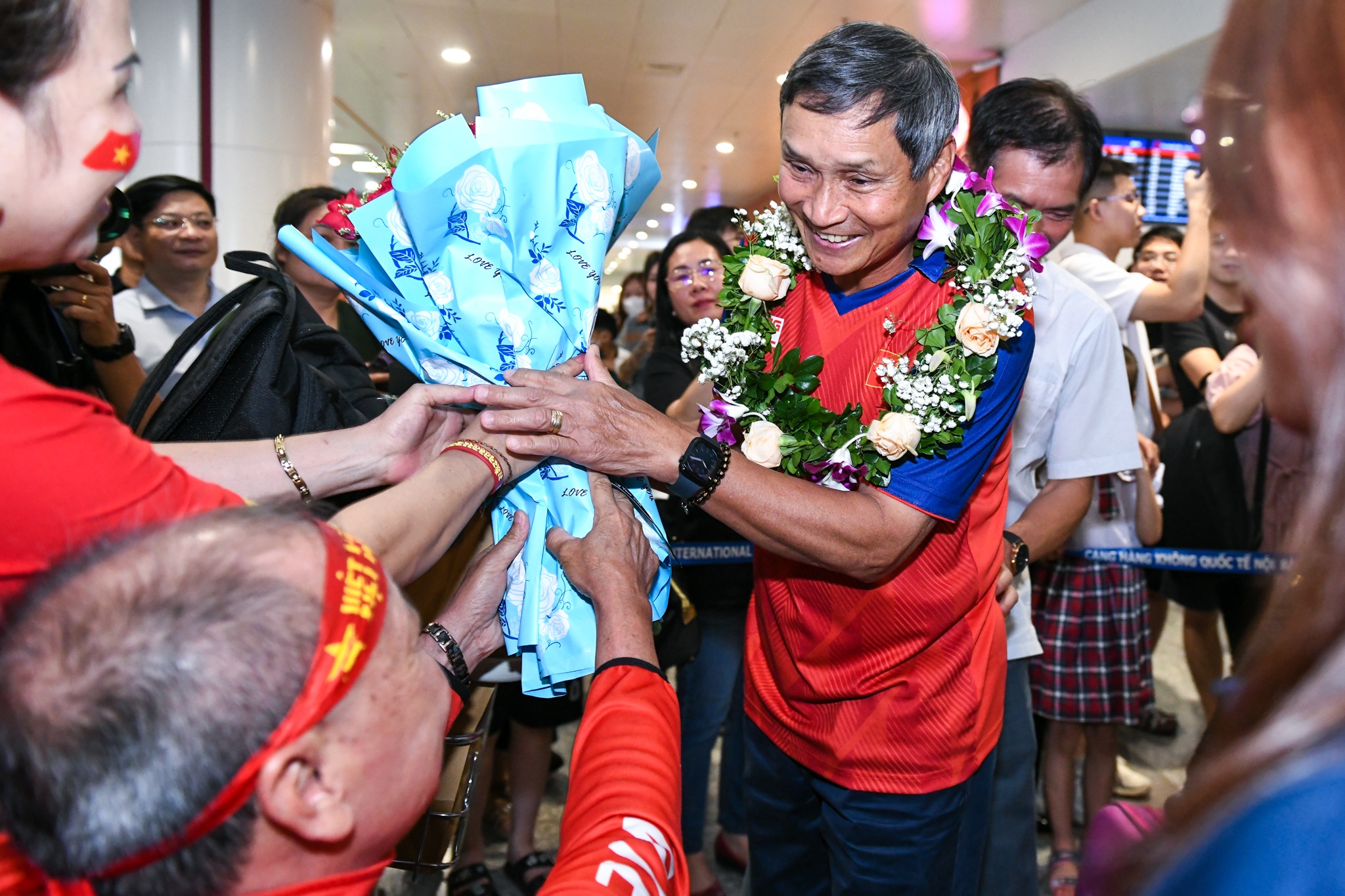 tuyen nu ve nuoc anh 1