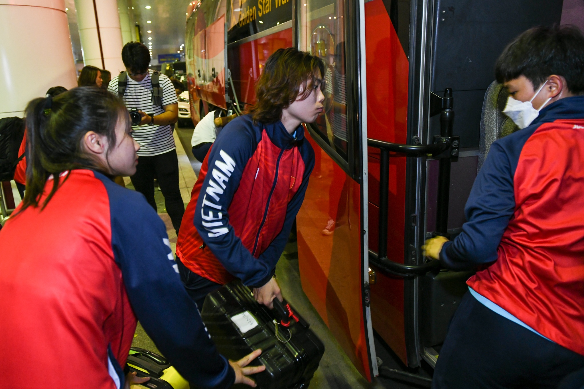 tuyen nu ve nuoc anh 8