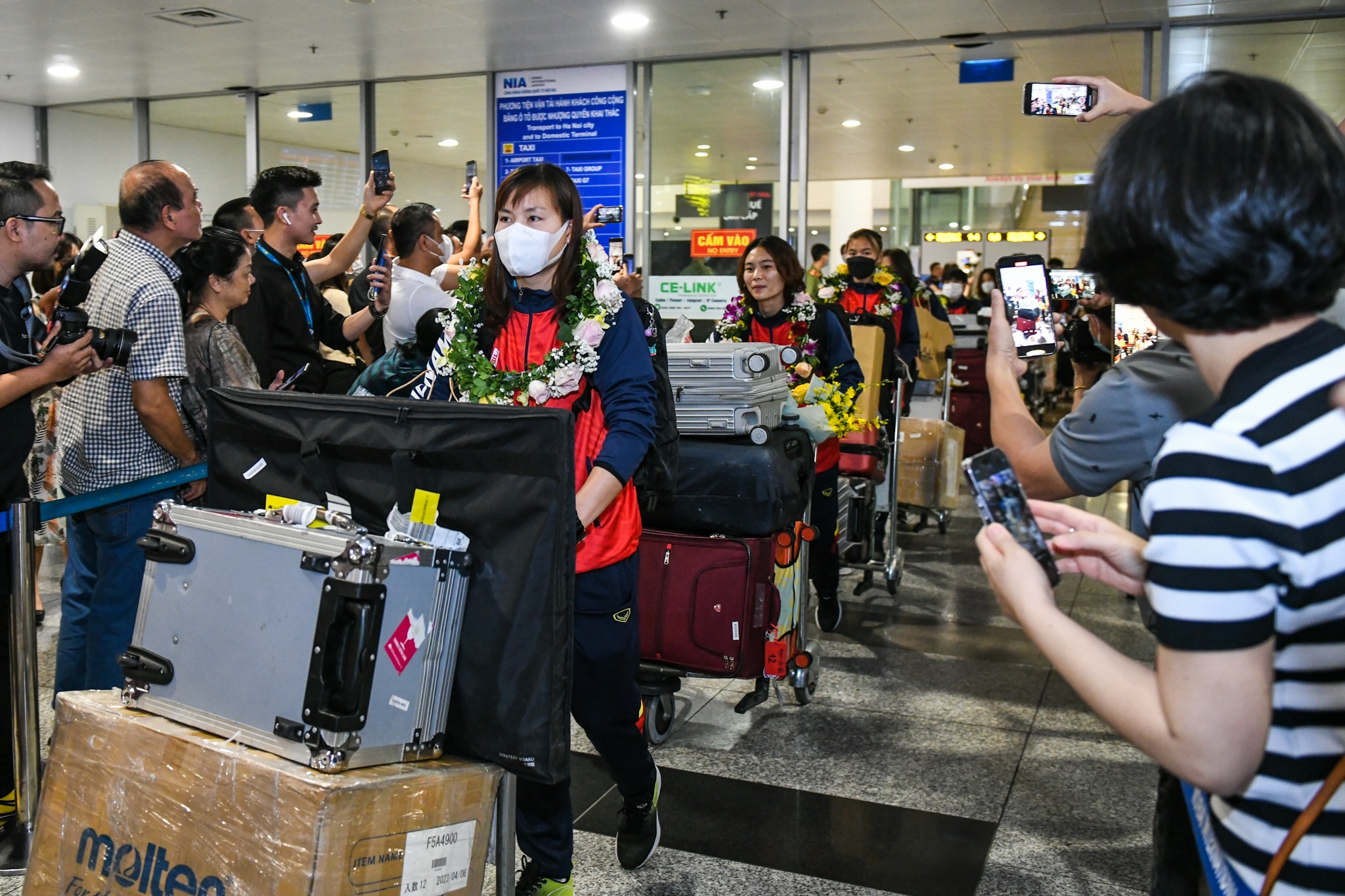 tuyen nu ve nuoc anh 2