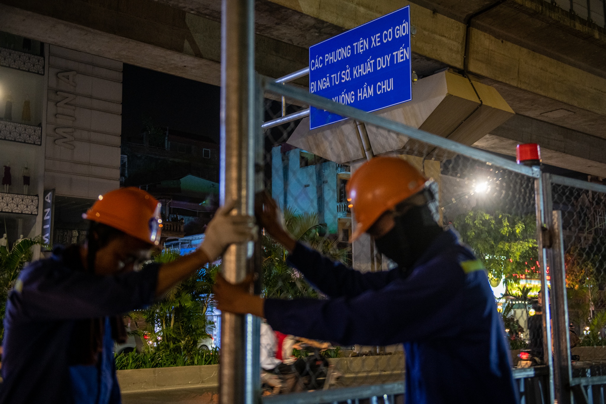 Lo cot duong nguyen trai anh 6