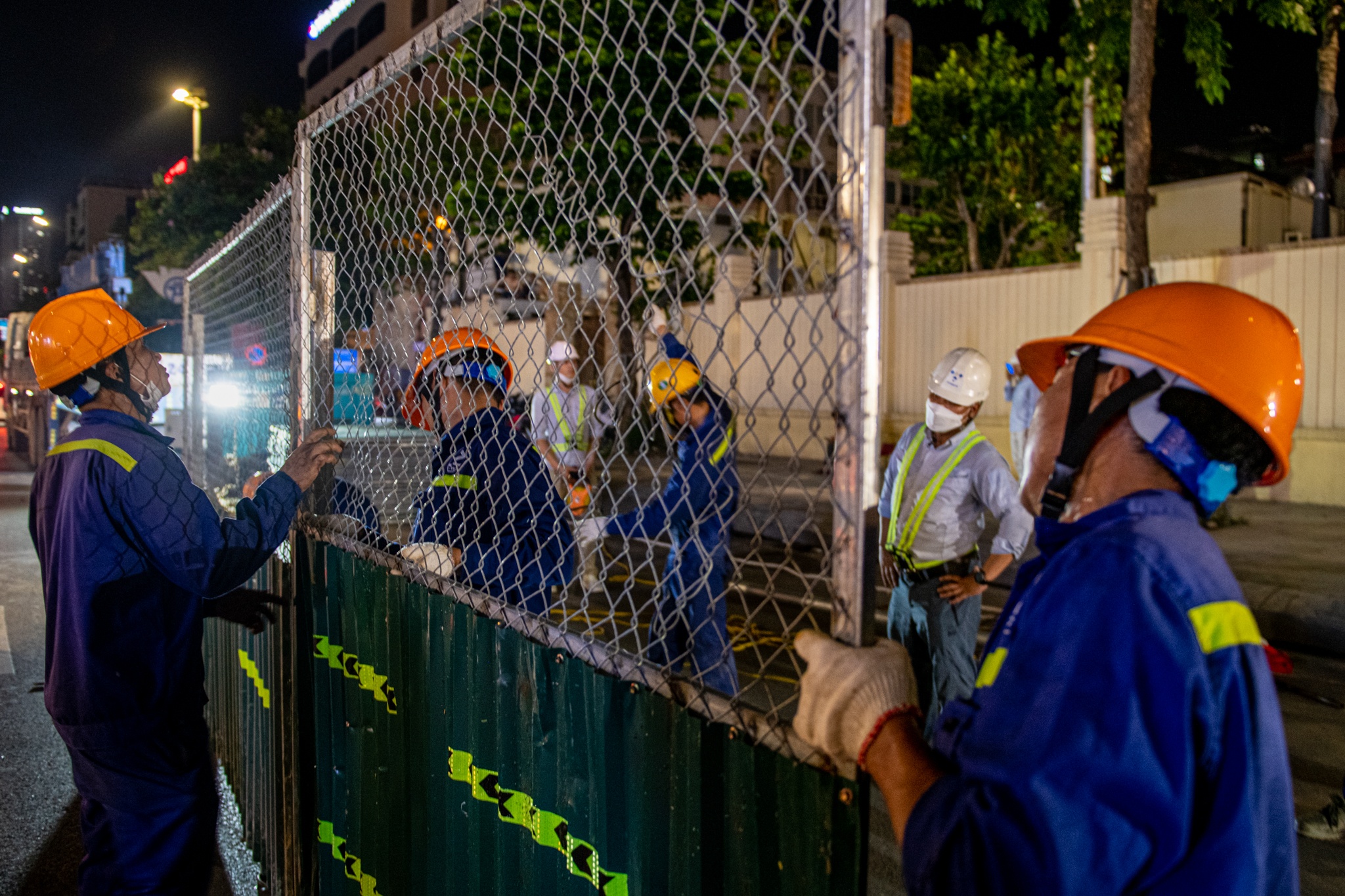 Lo cot duong nguyen trai anh 7