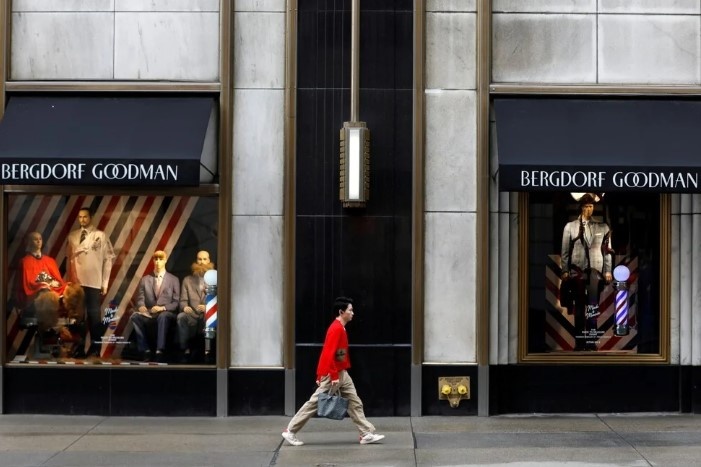 Burberry, Prada, Hermes song the nao khi 'cua hang rong' hau Covid-19 hinh anh
