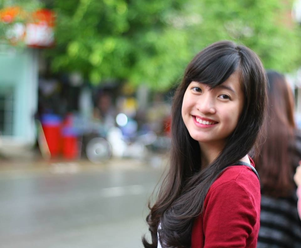 Nguyễn Mai Anh tự ti, mặc cảm suốt 2 năm chống chọi căn bệnh liệt cơ mặt.