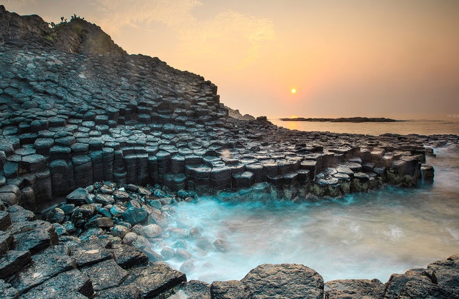 Ganh Da Dia, tuyet tac thien nhien ban tang xu hoa vang co xanh hinh anh