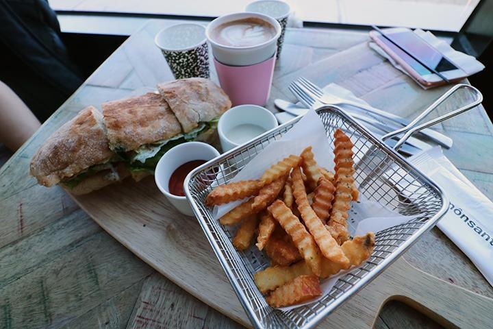 dua con cua hai thanh vien nhom nhac Big Bang anh 6