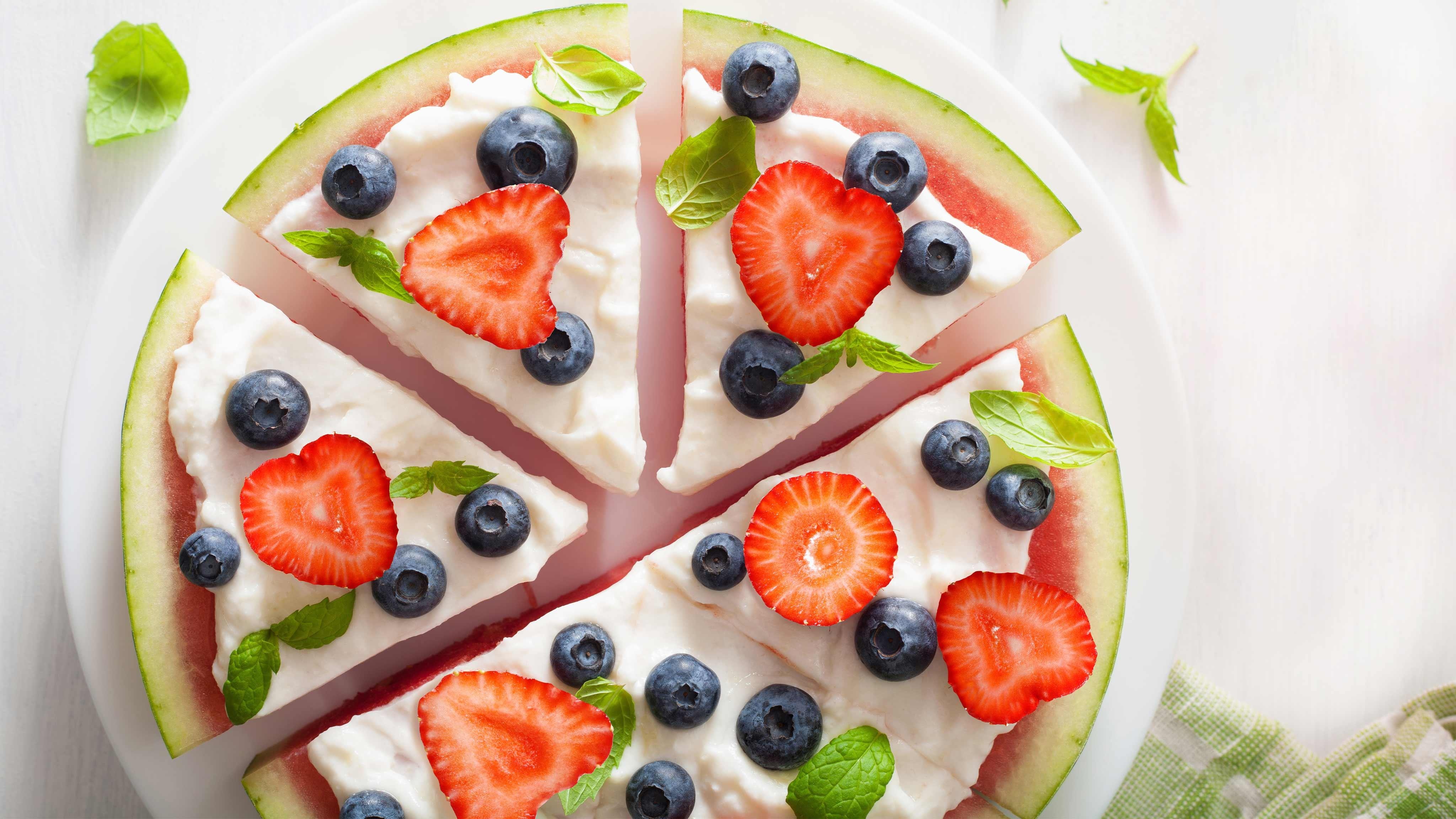 Cach lam sushi, pizza trai cay cho ngay nang nong hinh anh