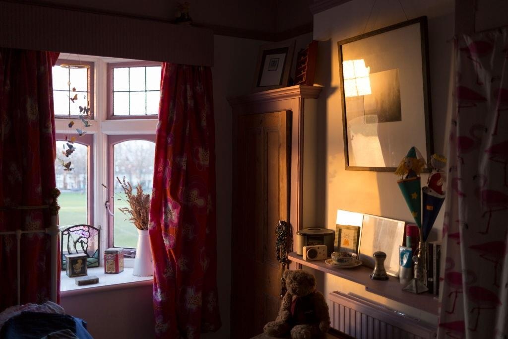 camera quay len trong khach anh 3