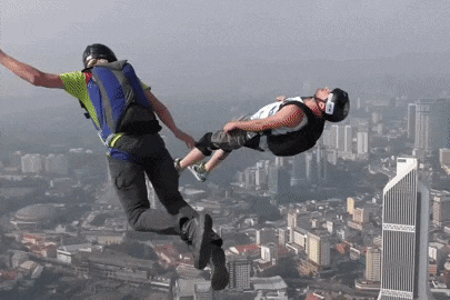 Thot tim voi nhung cu nhay 'ron gay' tu do cao 421 m o Malaysia hinh anh