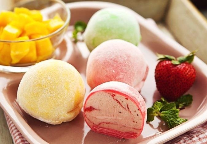Tro tai lam banh mochi kem lanh Nhat Ban ngay nang nong hinh anh